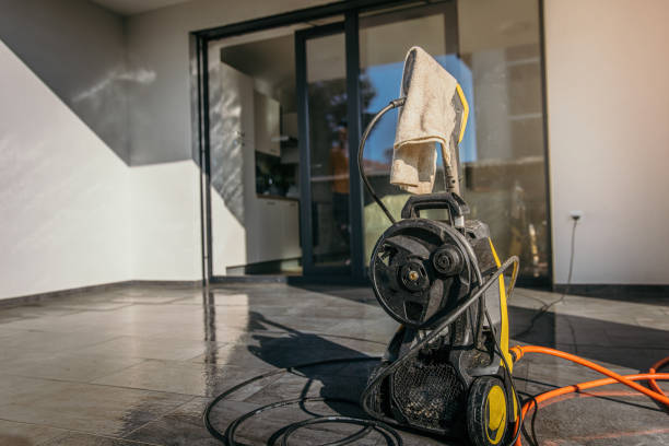 Animal Enclosure Cleaning in Union City, OK